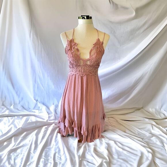 NWT Free People One Adella Slip Dress in Rose XS - Picture 5 of 9